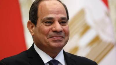 الرئيس السيسي يوقع قانون بمنح التزام بناء وتشغيل محطة حاويات بميناء دمياط