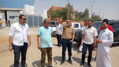 رئيس جهاز تنمية مدينة ١٥ مايو يقود حملة إشغالات بالمنطقة الصناعية الثانية
