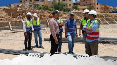 عبد الرؤوف الغيطي: تقدم أعمال مشروع مستشفي مدينة العبور