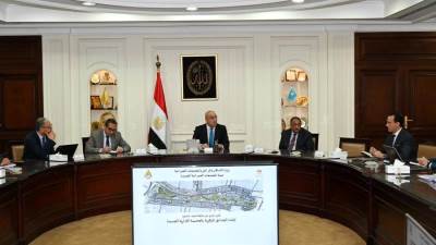 وزير الإسكان يتابع الموقف التنفيذي لمشروع الحدائق المركزية بالعاصمة الإدارية الجديدة