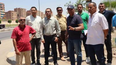 مساعد نائب رئيس هيئة المجتمعات العمرانية يتفقد مشروعات التطوير بمدينة ١٥ مايو