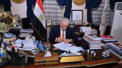 وزير التربية والتعليم يعتمد نتيجة الدبلومات الفنية الدور الأول للعام الدراسي 2022/2021