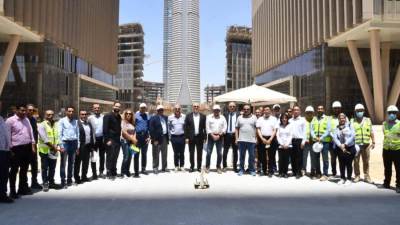 وزير الإسكان يتفقد منطقة الأعمال المركزية بالعاصمة الإدارية الجديدة 