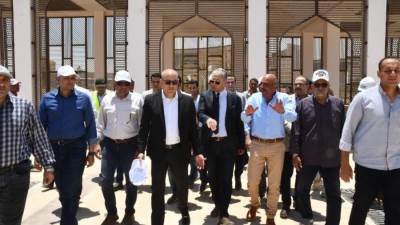 وزير الإسكان يتفقد منطقة الحدائق المركزية" كابيتال بارك" بالعاصمة الإدارية الجديدة 