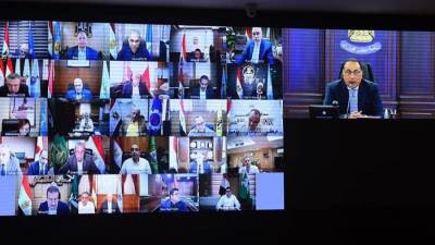 «مدبولي» يحذر التجار من رفع أسعار السلع.. ويؤكد الزيادة لن تتجاوز واحد في الألف 