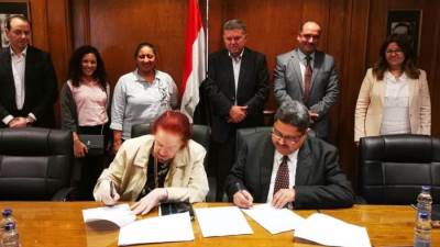 "قطاع الأعمال": تحويل مصنع غزل مغلق لسنوات بالفيوم إلى مجمع للملابس الجاهزة