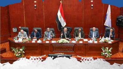 عاصم الجزار لنوابه ورؤساء الأجهزة: المدير القوي من يحيط نفسه بالأقوياء ويعترف بالأخطاء ويصححها ويعطي الفرصة لكوادر الشباب