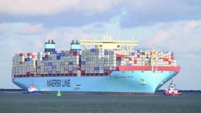 «ميرسك» العالمية تضخ 500 مليون دولار استثمارات جديدة في «قناة السويس»