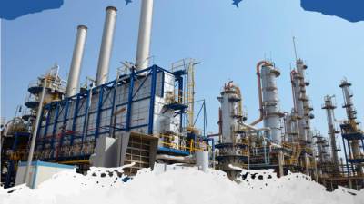 «البتروكيماويات المصرية»: دراسة مضاعفة إنتاج مصنع  الـ PVC إلى 240 ألف طن 