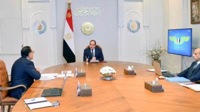 الرئيس عبد الفتاح السيسي يتابع الاستراتيجية المستقبلية لقطاع الطيران المدني