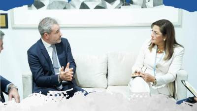 وزيرة التخطيط  تجتمع مع فريق شركة جوجل العالمية