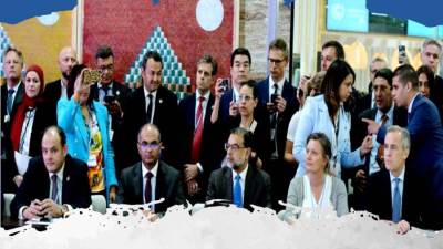 نائب وزير الإسكان يستعرض الجهود المبذولة بمشروعات مياه الشرب والصرف الصحي