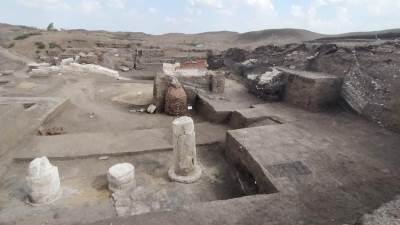 الآثار: الكشف عن بقايا صالة أعمدة معبد بوتو بمحافظة كفر الشيخ