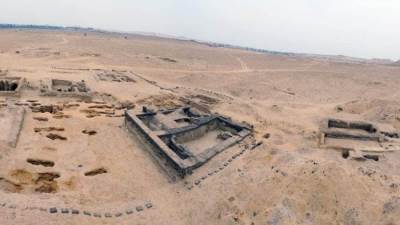 الكشف عن مبنى جنائزي ضخم بموقع جرزا الأثري بالفيوم