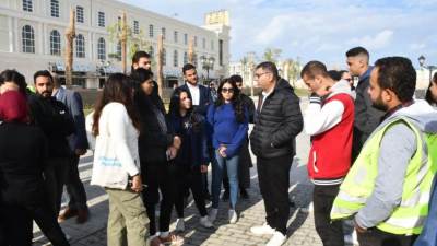 الإسكان تنظم زيارة ميدانية لوفد من طلاب الأكاديمية العربية إلى مدينة العلمين الجديدة