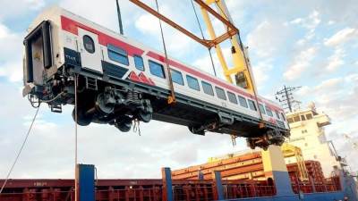 النقل: ميناء الأسكندرية يستقبل 37 عربة سكة حديد مكيفه من المجر 