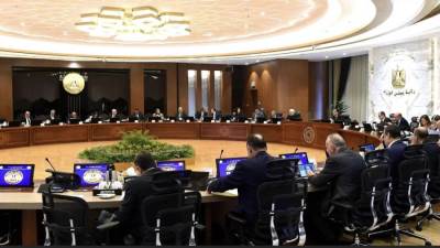 قرارات حكومية لتيسير اشتراطات الحصول على “الرخصة الذهبية”