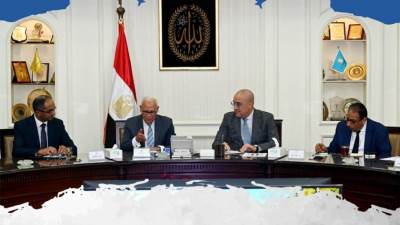 وزير الإسكان ومحافظ بورسعيد يتابعان موقف المشروعات المختلفة بالمحافظة