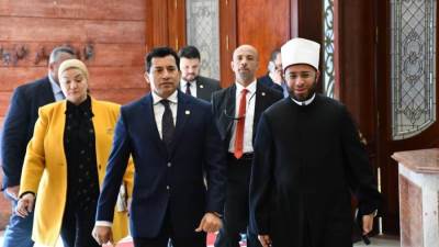 «وزير الشباب والرياضة» يشهد فعاليات المؤتمر السنوي لمنتدى الأدب والفكر