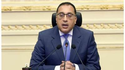 الحكومة تقرر تأجيل تنفيذ أية مشروعات جديدة لم يتم البدء فيها 