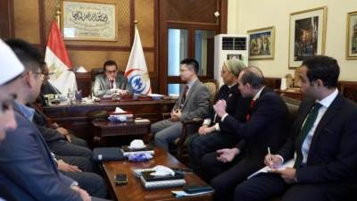 وزير الصحة يبحث التوسع في خدمات الفحوصات والتحاليل المقدمة للمواطنين