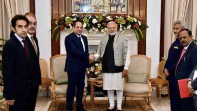 الرئيس السيسي يعرب عن تطلعه أن تمثل زيارته لنيودلهي خطوة لتطوير العلاقات بين مصر والهند