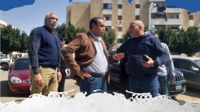 علي سعد يتابع رصف الطرق الداخلية بالحي الثالث بالشروق.. ويطارد المخالفات