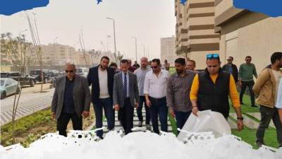 عبد الخالق إيراهيم يتفقد سير العمل بمشروع إنشاء 74 برجًا سكنيا بحدائق أكتوبر