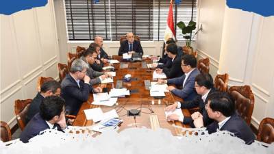 وزير الإسكان يتابع الموقف التنفيذي لمشروع منطقة الأعمال المركزية بالعاصمة الإدارية