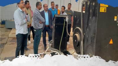 «عبد الله» يتفقد شبكات ومحطات المياه والصرف الصحي بسوهاج الجديدة