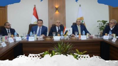 عبد المطلب ممدوح يتابع إجراءات توفيق أَوضاع المواطنين والكيانات بالأراضي المضافة لأحوزة المدن الجديدة