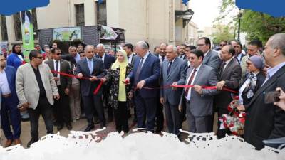 وزيرا الزراعة والتضامن الاجتماعى ومحافظ الجيزة يفتتحون معرض زهور الربيع