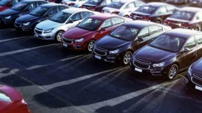 73 % تراجعًا بمبيعات السيارات خلال أول أربعة أشهر من العام الجاري