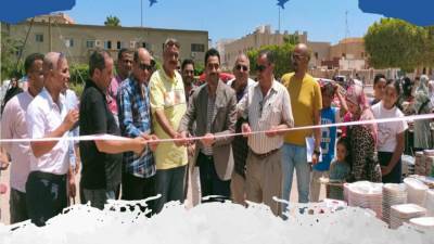 أحمد إسماعيل يفتتح معرض الأدوات والملابس المدرسية بالنوبارية الجديدة.. وإشادة من المواطنين بالخدمات المقدمة