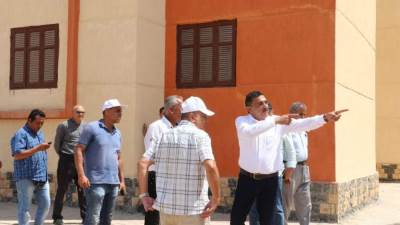 أشرف فتحي: استمرار أعمال تطويؤ ورفع كفاءة الطرق بالسادات