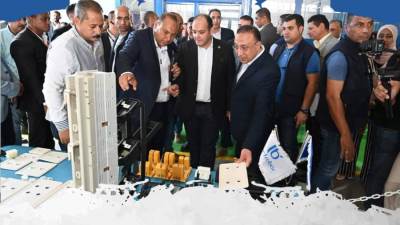 وزير التجارة والصناعة ومحافظ الاسكندرية يفتتحان مجمع للصناعات الكهربائية 