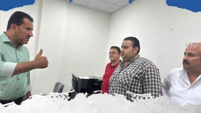 علاء عبد اللاه يتفقد منظومة الشباك الواحد بالمركز التكنولوجي لحدائق العاصمة.. ويوجه بحسن التعامل مع الجماهير