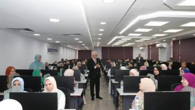 وزير التربية والتعليم يتفقد امتحانات المتقدمين لمسابقة شغل 30 آلاف وظيفة معلم مساعد