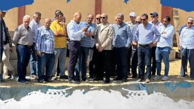 وزير الإسكان يتابع بنفسه إصلاحات تسريب بخط مياه مدينة القاهرة الجديدة
