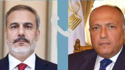 وزير الخارجية سامح شكري يتلقى اتصالاً هاتفياً من وزير الخارجية التركي