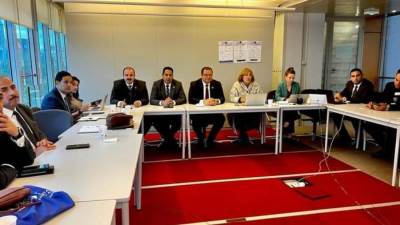 وفد من وزارة الصحة يزور فرنسا لتبادل الخبرات 