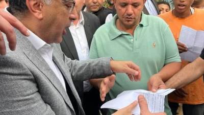 مدبولي  لأهالي قرية الريان .. الدولة حريصة للوصول لكل بقعة من أرض مصر