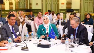 نيفين القباج: ارتفاع المستفيدين من الدعم النقدي إلي 22 مليون مواطن 