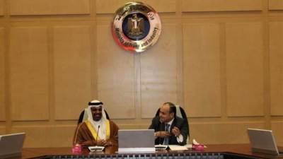 وزير التجارة يبحث مع وزيرالمالية البحريني سبل تعزيز التعاون الاقتصادي بين البلدين
