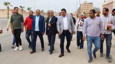 «الإسكان»:  متابعة مستجدات مشروعات الطرق والمرافق بمدينة 15 مايو
