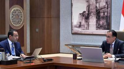 «بشرى للمدرسين»..«مدبولى»: إجراء مسابقة لتعيين 30 ألف معلم في يناير المقبل