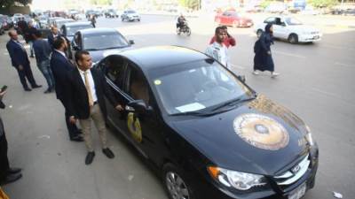 «حماية المستهلك» يصادر السلع من المخالفين ويعيد بيعها في المنافذ الحكومية 