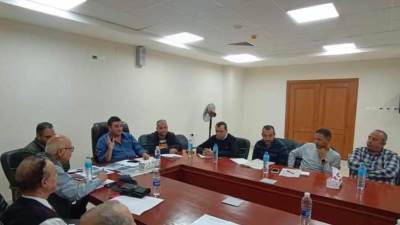 رئيس جهاز العبور يلتقي سكان الحي السابع لبحث طلباتهم 