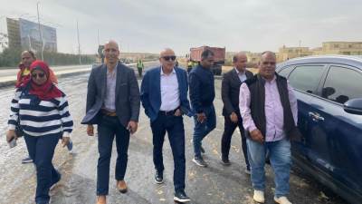 نائب «هيئة المجتمعات» يتفقد مشروعات المرافق والطرق الجارية بمدينة القاهرة الجديدة