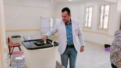 المهندس علاء عبد اللاه يتفقد  اللجان الانتخابية بمدينة طيبة